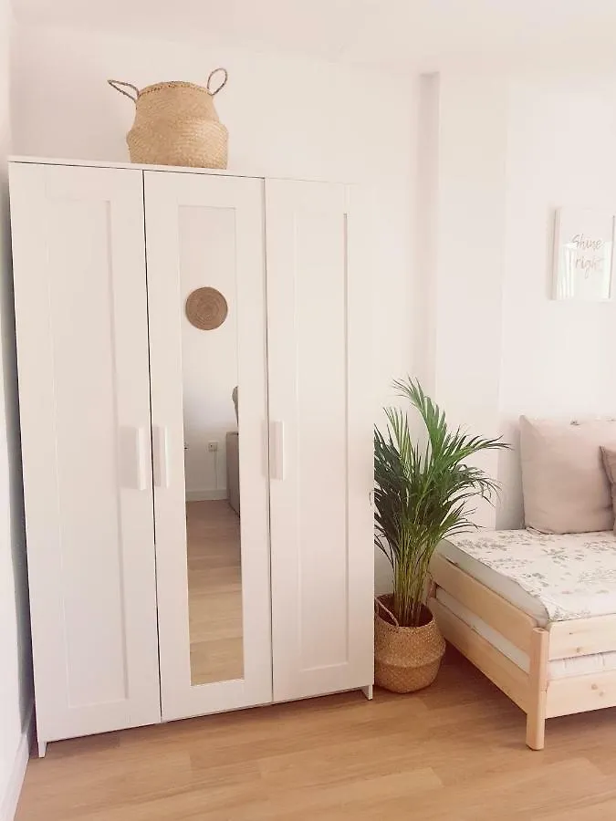 Estudio Pueblo Evita 133 Benalmadena 0*,